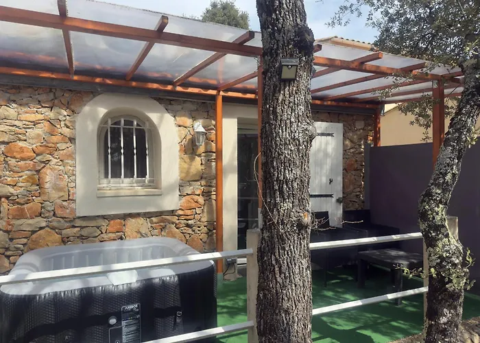 Votre Cocon En Pierre Et Son Spa En Option Gite Le Repos Des Chenes