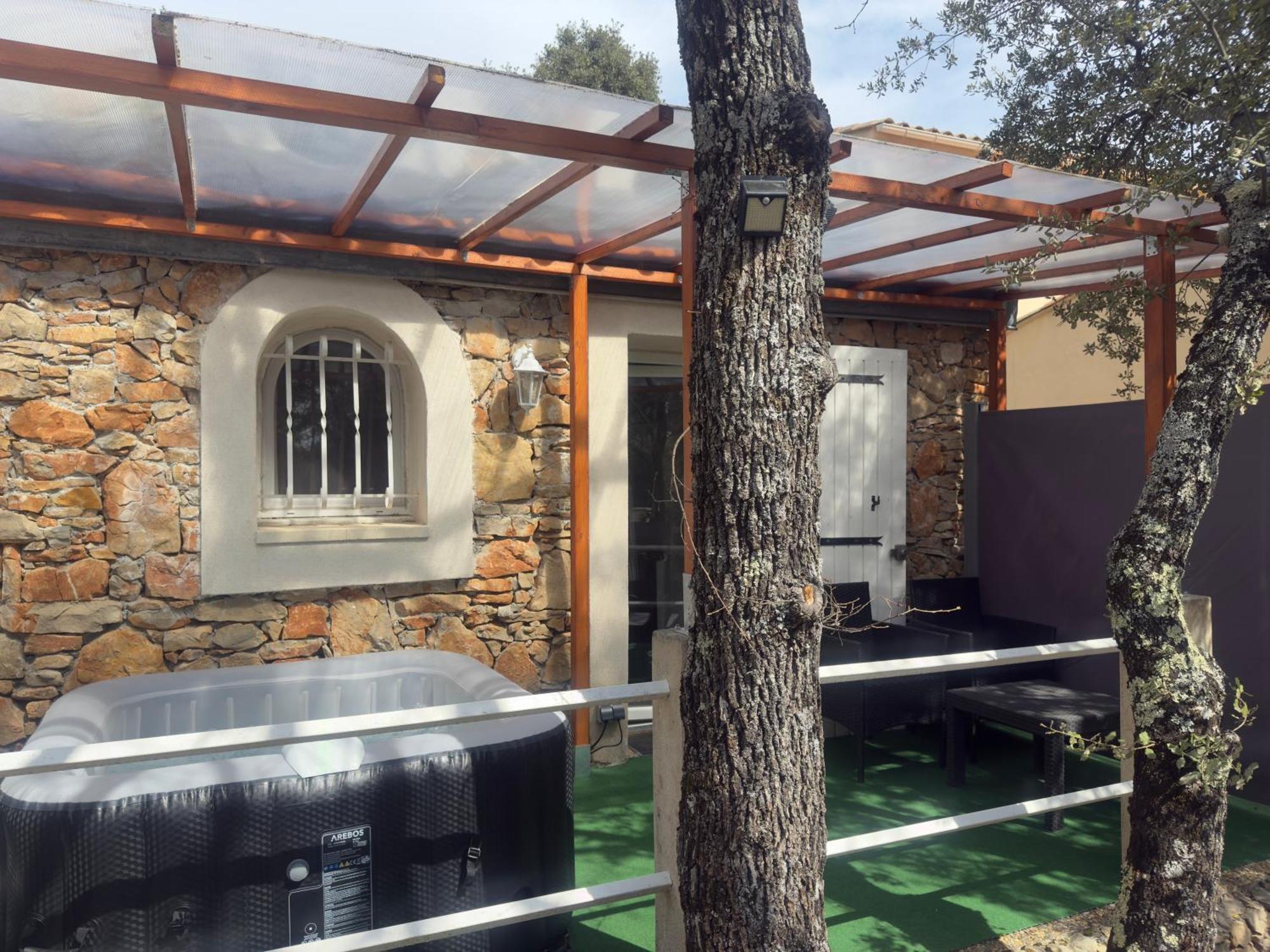 Les Gorges Et Lacs Du Verdon: Flexible Maison Regusse