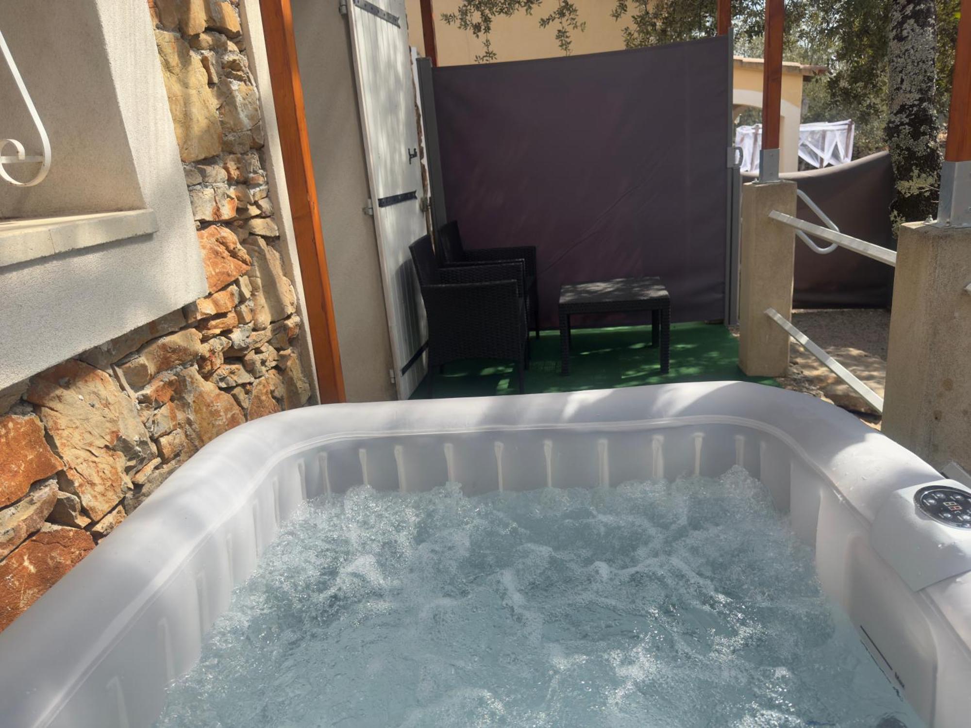 Les Gorges Et Lacs Du Verdon: Flexible Maison * Regusse